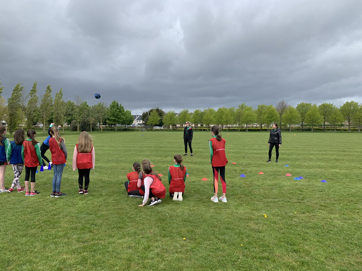 ClongriffinA's tweet photo. DNA intra-club team competition in full flow this morning! #Run #Jump #Throw to help your #TeamScore https://t.co/K7B554tvHp