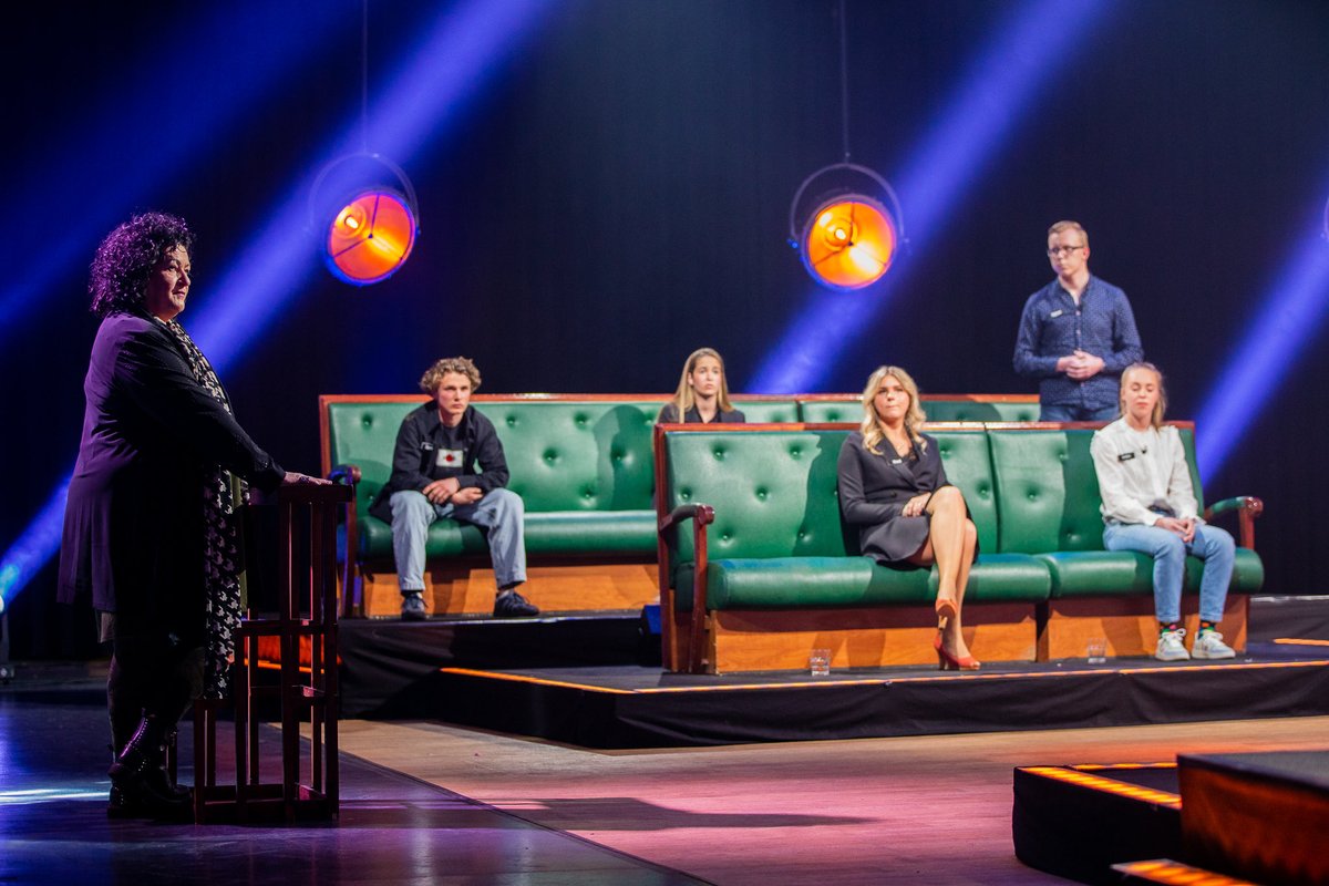 Vanavond op #NPO2, de jongerenfinale van #OpWegNaarHetLagerhuis. Daar mocht ik in debat met de jongeren over landbouw en het koesteren van onze groene ruimte. Kijk ook om 22.05 uur, na ⁦<a href="/Nieuwsuur/">Nieuwsuur</a>⁩. #OWNHL