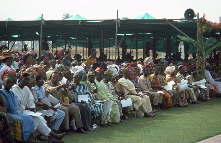 TheGreatestIFE's tweet photo. Obafemi Awolowo University pictures of 1975 and Graduation Ceremony of 1976 graced by Sir. Adesoji Aderemi in his Rolls Royce. https://t.co/6uMF2mks1g