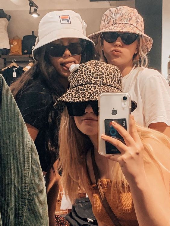 Ngemall dulu sama @itsspicygurl <a href="/M1kAch4nN/">Yuzuha! (TS)</a>!