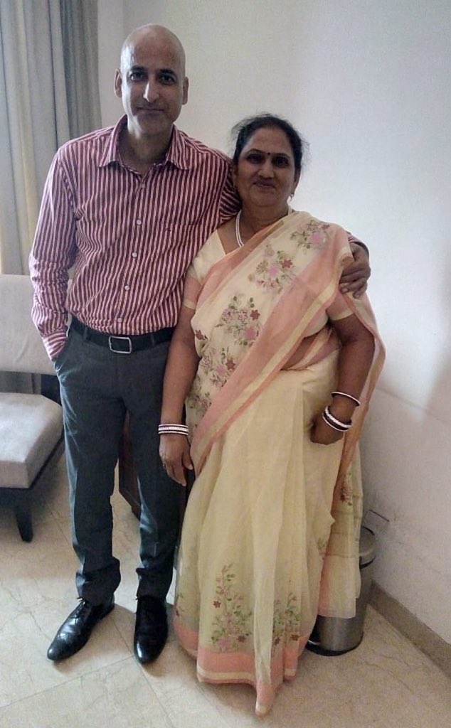 Madhu aunty, mother of LIEUTENANT KIRAN SHEKHAWATINAS 310Lieutenant Kiran Shekhawat is the first lady  @indiannavy officer to immortalize herself operating in a combat role as an observer in the tactical sorties flown over the ocean in 2015  #MothersDay  #MothersDay2021  #VeerYatra