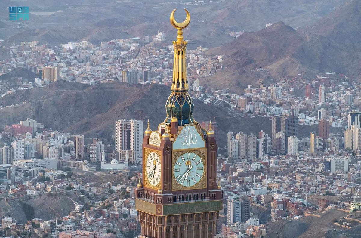 HaramainInfo's tweet photo. Amazing Aerial shots of Masjid Al Haram! https://t.co/1JA5amKJky