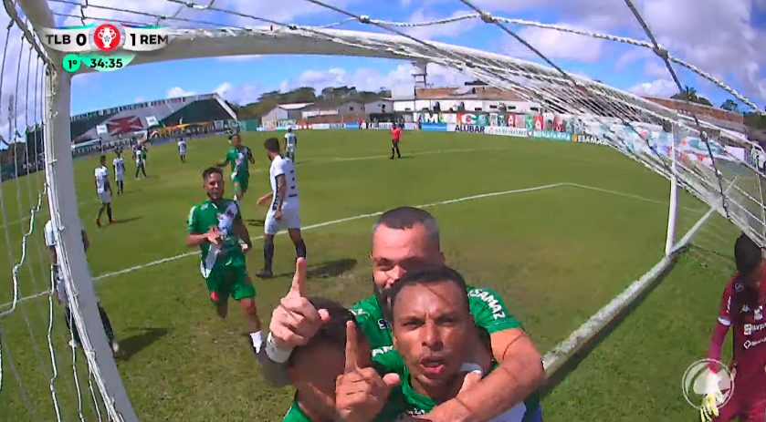 FutebolZueiroPA's tweet photo. BLEEEEEEEEEEEEEEEEEEEEEEEEEEEEEEEEEEEEEEX - Gol da Tuna
🗣️ Léo Rosas
⏰ 34' - 1º
⚽ 1 x 1 Remo
#Parazão #MinasRodas https://t.co/WjlTpyODds