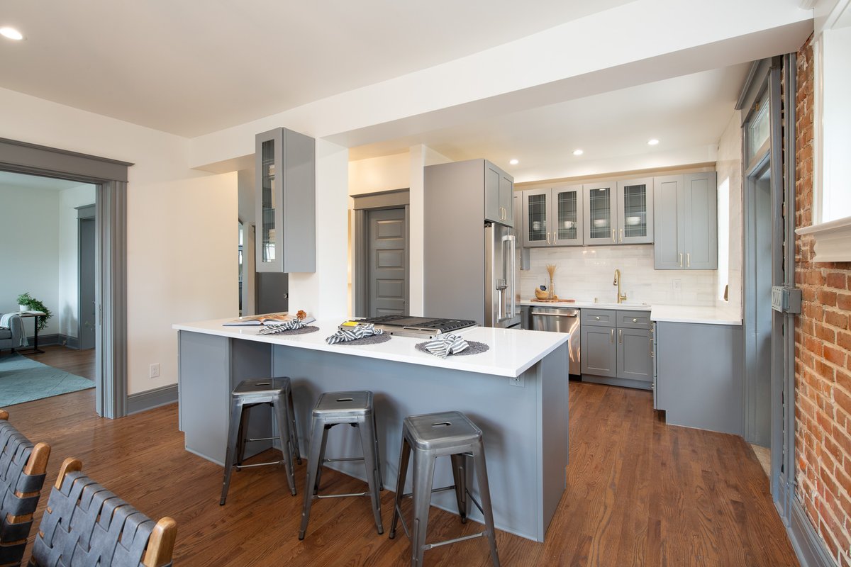 Prepare to be impressed when you enter this superbly maintained and flawlessly renovated Denver Square. The home enjoys abundant natural light and a layout designed for easy living and entertaining. 

Teri Fotheringham Photography 

Listed by Kelly Hudson