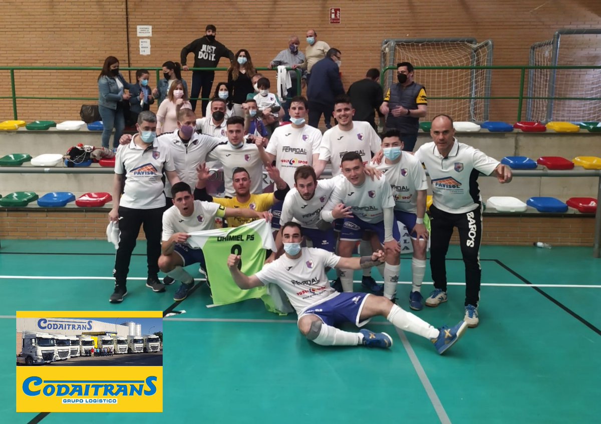 DaimielFutSala's tweet photo. 𝗕𝗲𝗻𝗱𝗶𝘁𝗮 𝗹𝗼𝗰𝘂𝗿𝗮 𝗲𝗹 ⚽ 𝗦𝗮𝗹𝗮

Victoria en #TorralbaDeCalatrava 🆚 nuestros amigos del @CDTORRALBENO en un PARTIDAZO de los que hacen que el #Futsal siga creciendo 🔝

3⃣ - 4⃣

⚽⚽ de @ArturoAstillero 
⚽ #Diego 
⚽ #Pakillo 

Espectacular el ambiente vivido 💜🤍 https://t.co/bBj6MYVzET