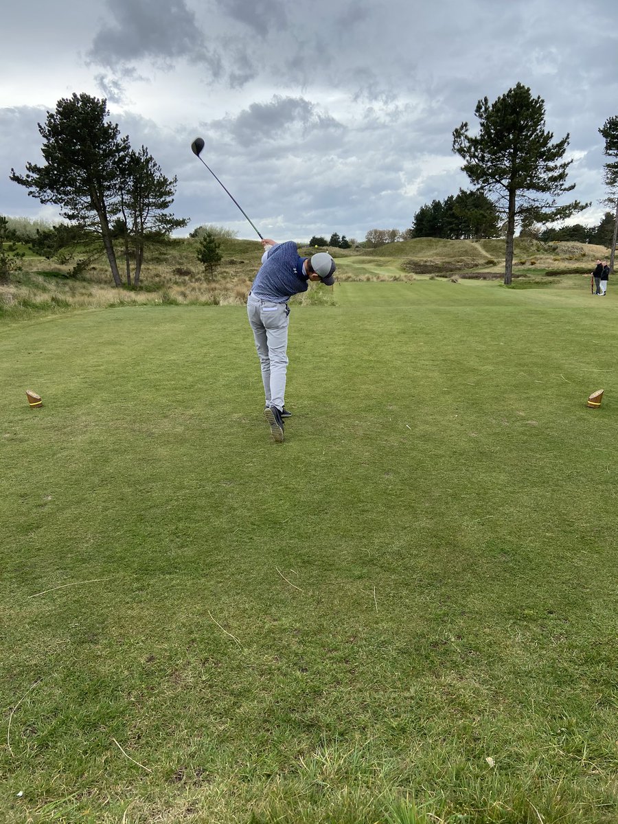 CraigLeaGolf's tweet photo. A pleasure to work with the @Lancashiregolf u14 Performance Squad today.
Lots of short game learning & on course decision making ⛳️ #BunkerPlay #BasicChip #SevenKeyAreas https://t.co/fR3luRHRuX