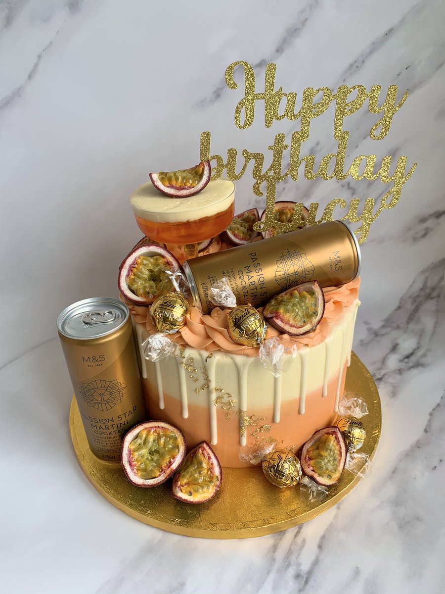 Oopsabakey's tweet photo. Pornstar martini cake! https://t.co/2MKE6jOJwA