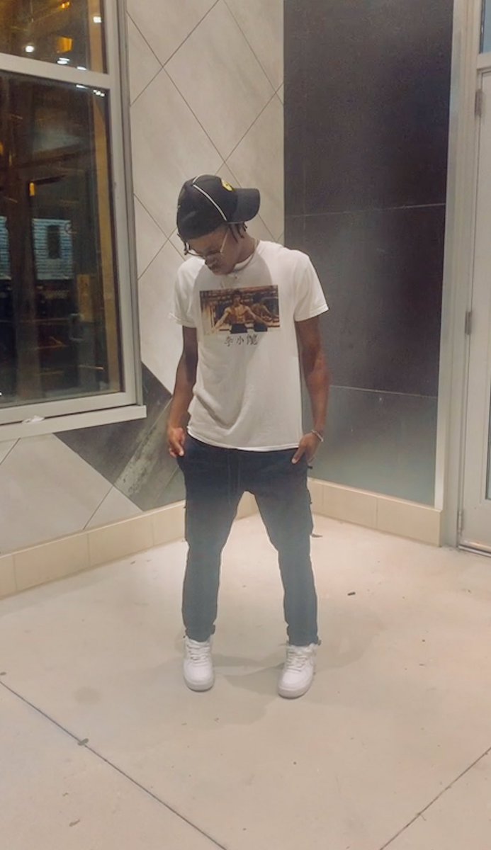 MadeDifferent__'s tweet photo. ✅ https://t.co/AU10Qkrvdg