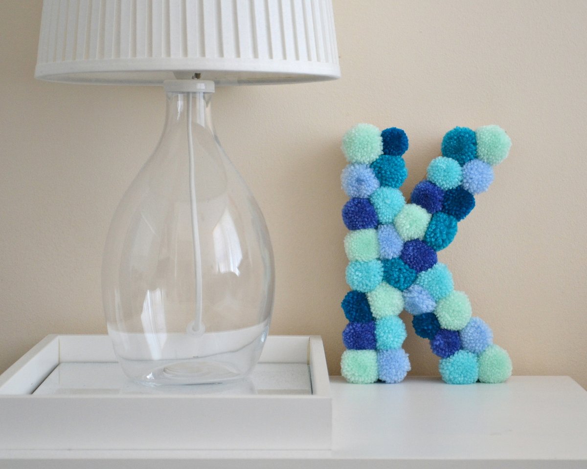 cutoutandkeep's tweet photo. π #DIYDecor: Pom Pom Letter by Sophie @thingsshemakes - https://t.co/7H7t6bHCUM
#craft #diy #howto #crafting #crafttutorial #make #homemade #tutorial #home #homedecor #decor #homediy #interior #interiors #pompom #pompomcraft #pompomtutorial #pompomcrafts #pompoms https://t.co/mg6r0dXOdE