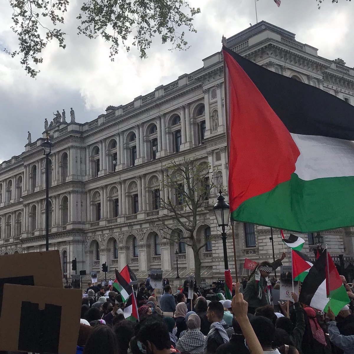 Palestine_in_UK's tweet photo. In #London now: #SaveSheikhJarrah protest https://t.co/e6VhD8VqPd