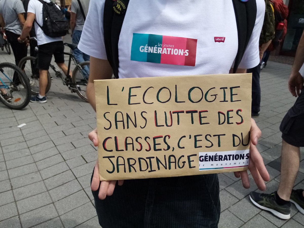 GenerationsMvt's tweet image. 🌍 #MarcheClimat - Ce dimanche, Génération•s dans la rue partout en France pour appeler à un changement radical vers une politique climatique et sociale à la hauteur de l’urgence.

➡️ Le #référendum pour le climat, c’est le 20 juin. Dans nos régions, choisissons l’écologie. 🌱