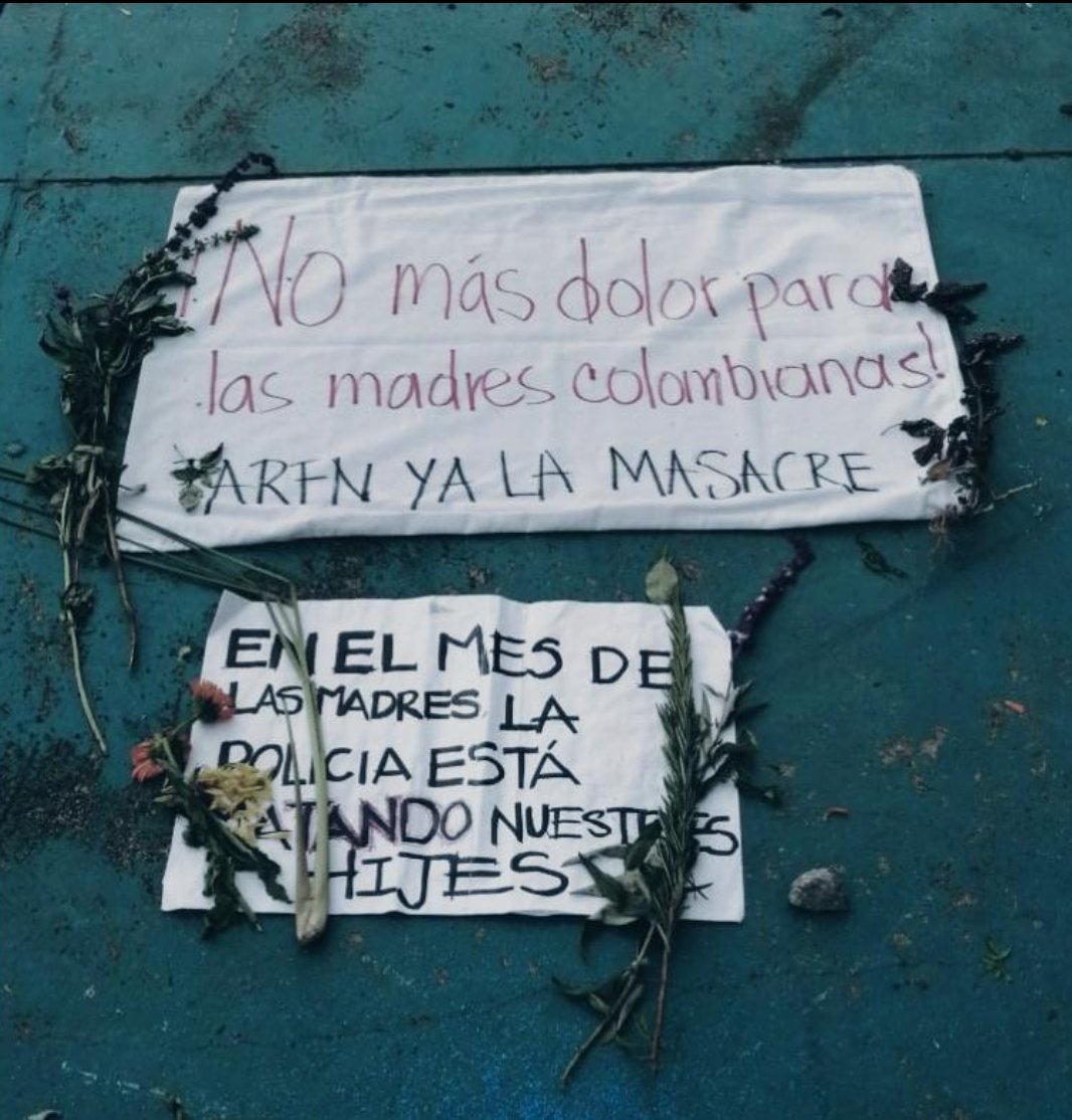 ChanguaC0nQueso's tweet photo. En el día de las madres nada que celebrar #SOSMadresColombianas #ColombiaConLasMadresDeLuto #SOSColombiaDDH #ResiliartColombia @cepal_onu @ONU_derechos @PrensaMadres @artecuida2020 @EmbAlemaniaCOL @NoruegaenCOL https://t.co/lj6aaGu8jl