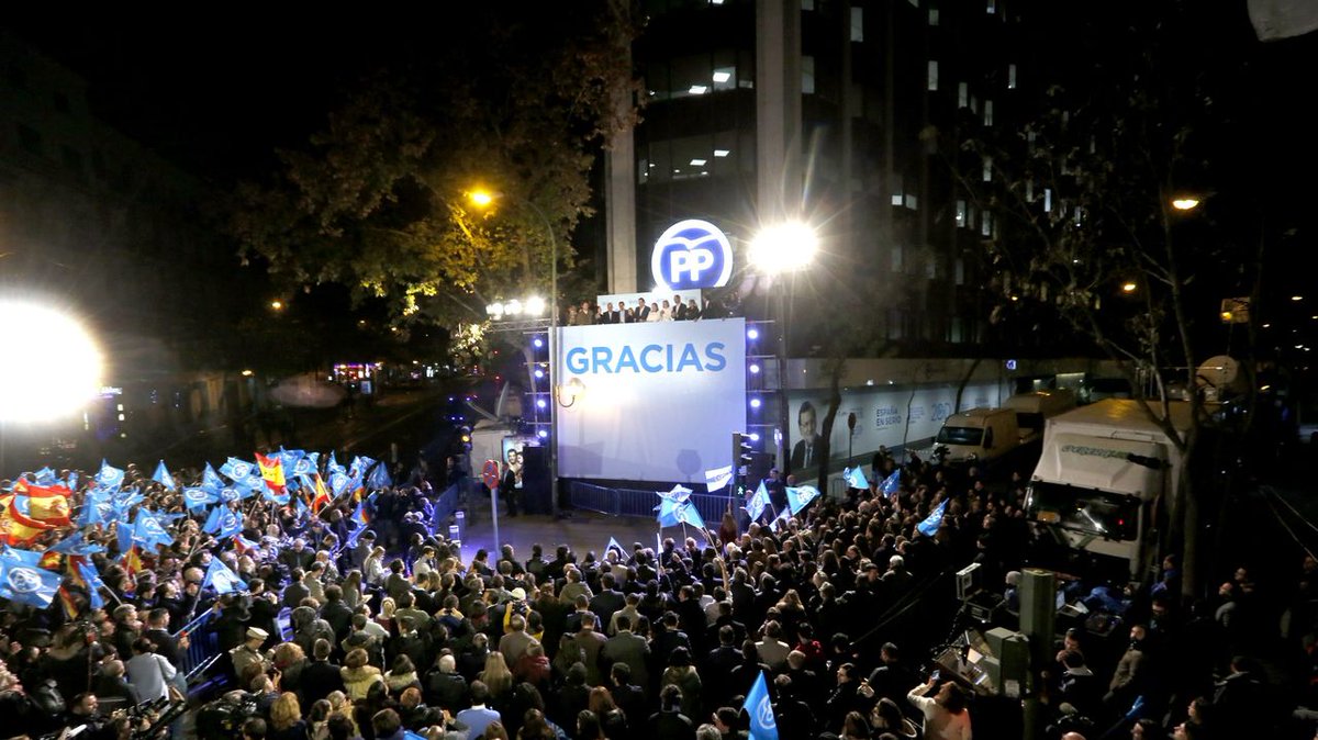 PaulaRevdit's tweet photo. Esto también sucedió, y aquí aún había estado de alarma. https://t.co/rNjVaKQFaW