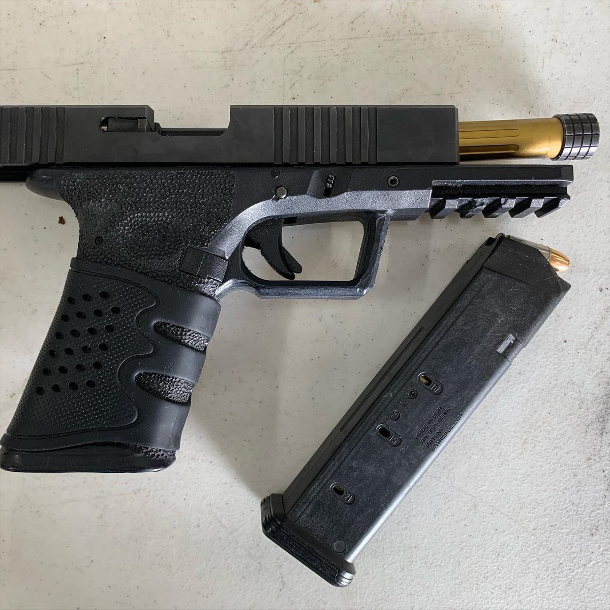 PugetSoundATTF's tweet photo. Detectives spot Audi being driven with switched plates in Fife. @FifePD make a traffic stop and take 2 into custody. Search warrant finds handgun in vehicle which the driver is prohibited from possessing. Audi was reported stolen in April. #psatt #teamwork #fifewa #autotheft https://t.co/TPseEMObYO