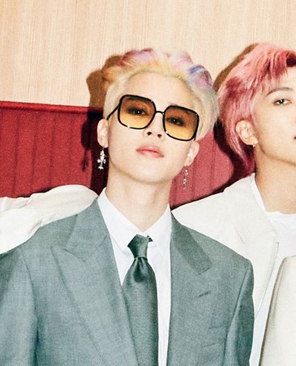 knjtokyoss's tweet photo. JUNGKOOK                                JIMIN
                                🤝
                     FAZER AS ARMYS
                            SURTAR https://t.co/JInf8vuu0T