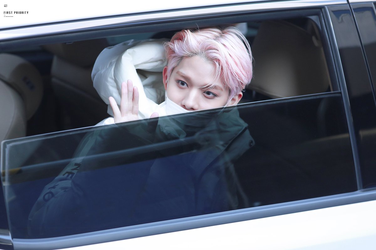 1stpriority_bjy's tweet photo. Peas and Carrots

#배배 #배진영 #BAEJINYOUNG #씨아이엑스 #CIX
#설레고_벅차고_눈부신_진영이날 #HappyBAEBAEday https://t.co/rNzzFCUQke