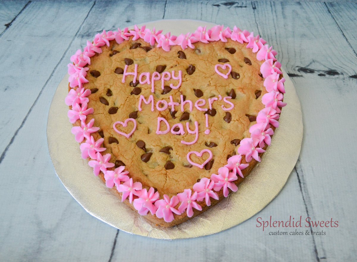 Splendid_Sweets's tweet image. Mother’s Day cookie cake