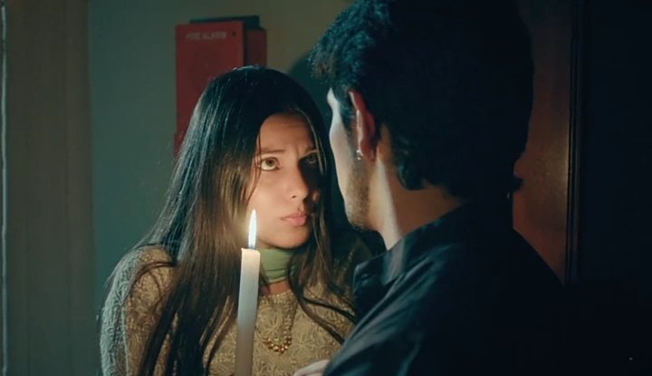 This scene was magical! <3He saved her again and they stared! Hayeee chemistry!  #2MonthsOfShiVi