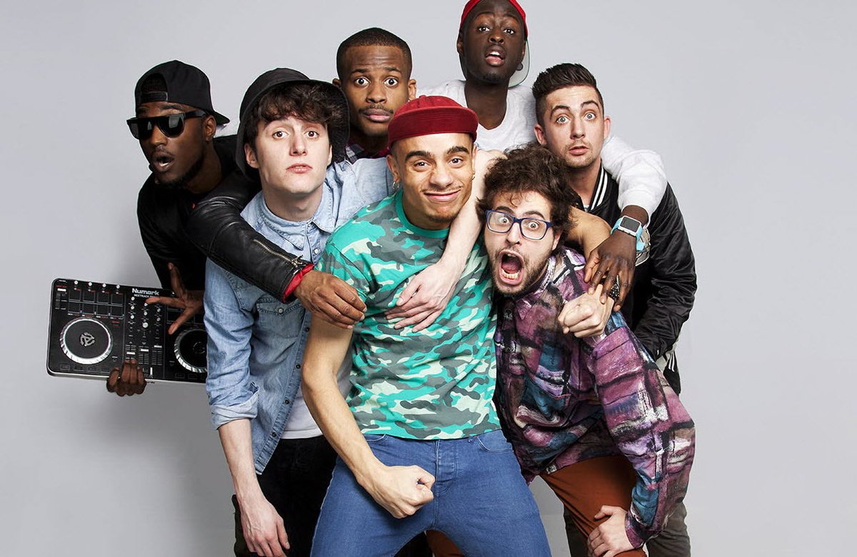 Twittinho_'s tweet photo. On va mettre les choses au clair : Qui sont les plus drole ? 
Rt 🔁 pour Mcfly et Carlito 
Fav ❤ pour le woop https://t.co/Dw6yxl4UDi