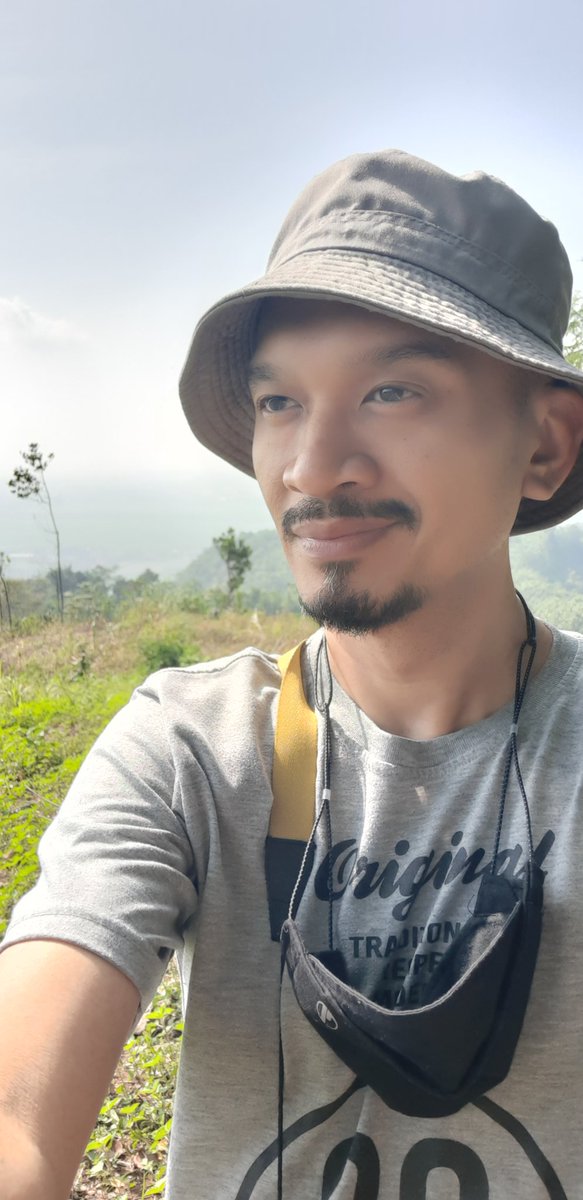 AjiWords's tweet photo. Ini hari minggu gw.. https://t.co/5KTInjDh8x