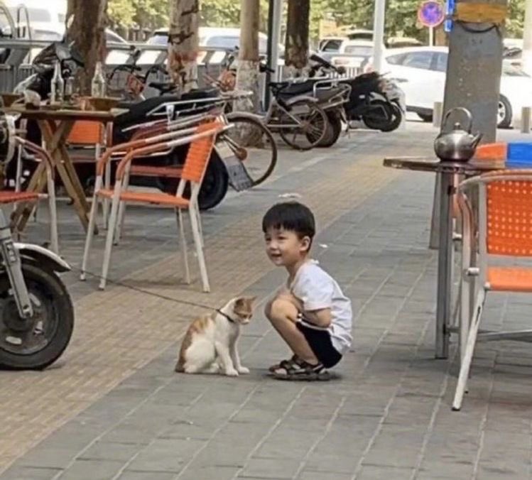mmarkkcute's tweet photo. ชอบเธอว่ะ อยากอุ้มเธอกล��บบ้าน https://t.co/Y0bOgvQQeh
