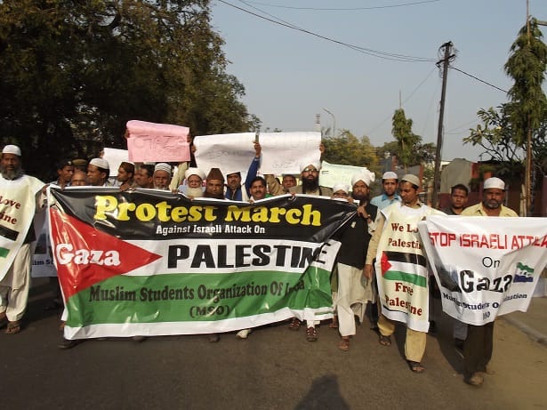 NafeesSherani's tweet photo. #IndiaStandsWithPalestine
Human right agencies are being silent in the name of #Palestine 

India 🇮🇳 Support always Palestine 🇵🇸
@RanaAyyub https://t.co/TCSYMy1vkK