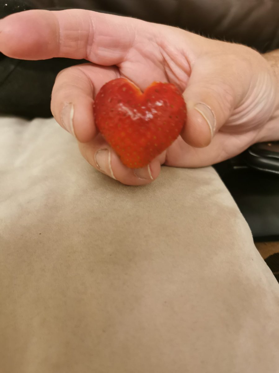 #MentalAwarenessWeek this week. The perfect strawberry from <a href="/coopuk/">Co-op</a> Always be kind. A smile costs nothing &amp; it will always makes someone's day. #BeKind