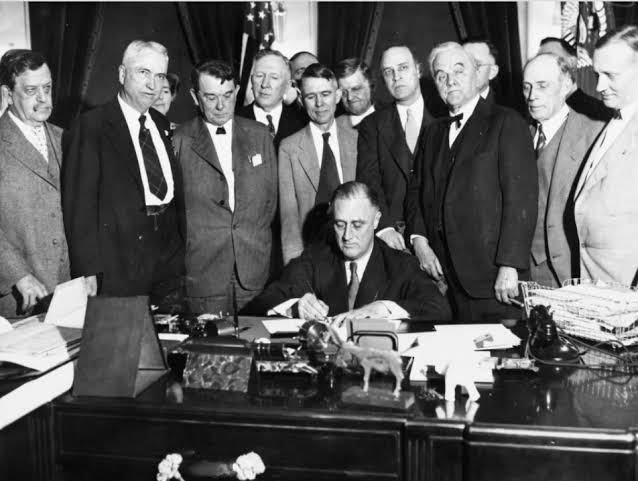 USA spent billions of dollars in the 1930's on infrastructure projects under the 'New Deal' policy of Franklin D. Roosevelt government to come out of the economic collapse that occurred due to the Great Depression. The result of that initiative was 20 million jobs!(2/11)