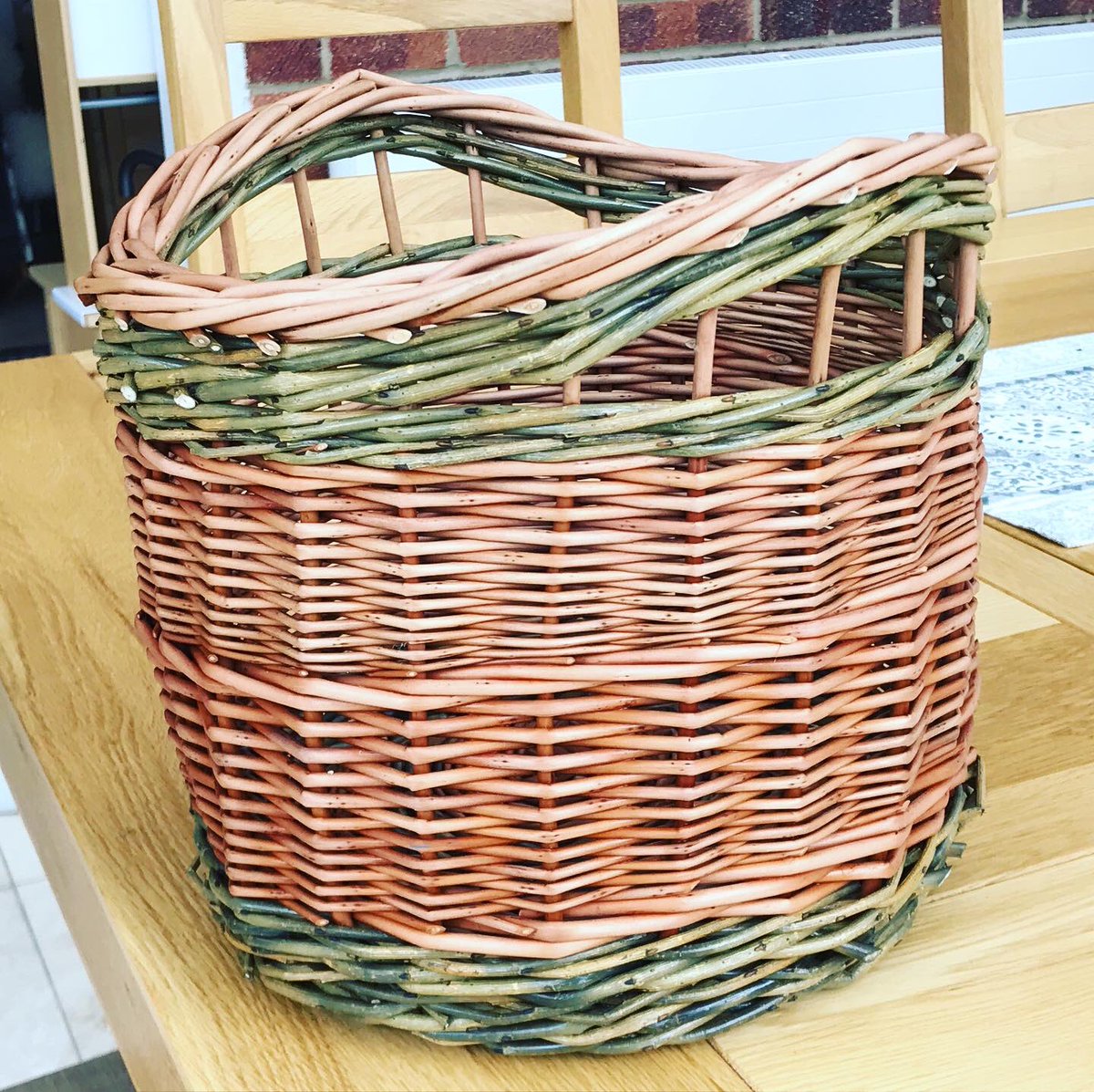 CatWilliamsUL's tweet photo. I’ve had such a great weekend on a basketry course thanks to @williams1_jane for the gift and @FieldFarmP to Mollie for your patience and expertise! https://t.co/vX9H11O78r