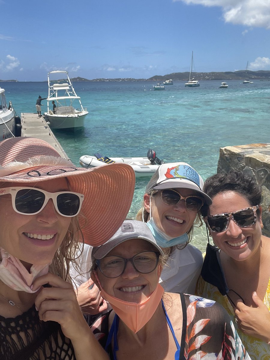 CharlotteGelet1's tweet photo. I used to think milestone birthdays were about goals. At 20 I set a bunch of goals for myself to hit by 40. I celebrated 4-0 this past week & realized it is the people/relationships that make life rich. I had a truly EPIC week and I am beyond thankful #goalsthatmatter https://t.co/DxPfHqhSbM