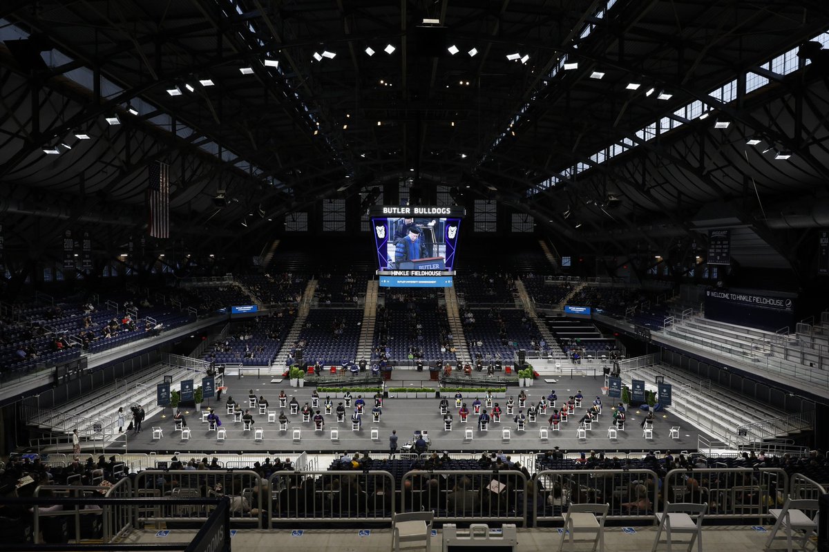 butleru's tweet photo. Yesterday was a dream come true for so many of our Dawgs, with ceremonies celebrating years of hard work (and, for some, years of waiting to cross that stage). The weather outside is dramatically different from yesterday, but inside is looking just as inspiring. https://t.co/lSN3P26zkA