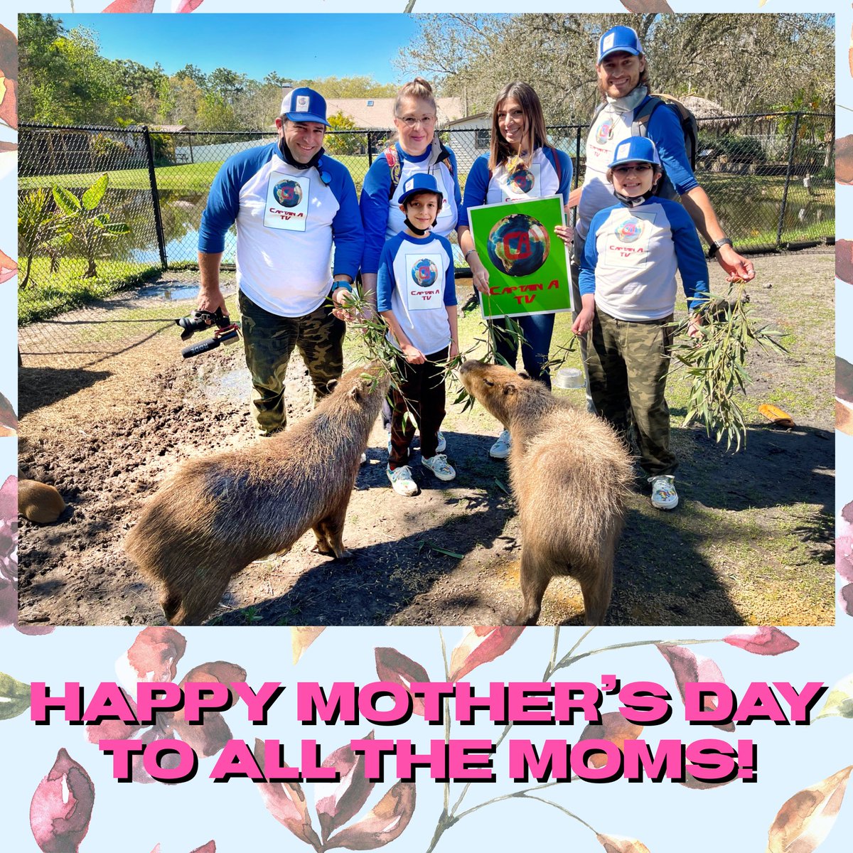 captainatv1's tweet photo. Happy Mother’s Day to all the Moms of the World 🌎!
❤️, The Captain A TV Family
#mothersday #family #captainatv #momlife #bubblemoment #amazinganimals https://t.co/IDerI1NWkJ