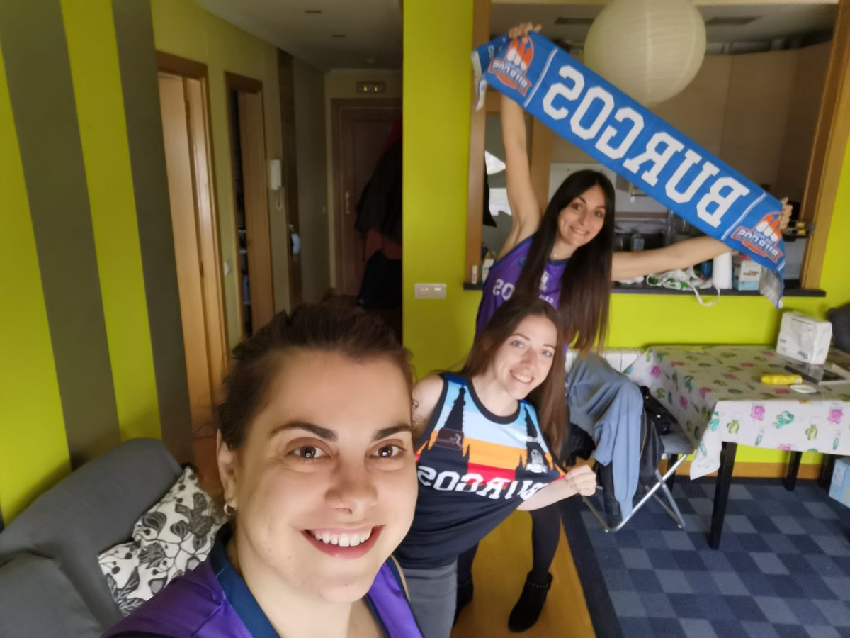 sandrytilla's tweet photo. Vamos @SanPabloBurgos a por la final #OtroDomingoParaSoñar @vir_bi @Roxy_rda https://t.co/7MLTKY3Lif
