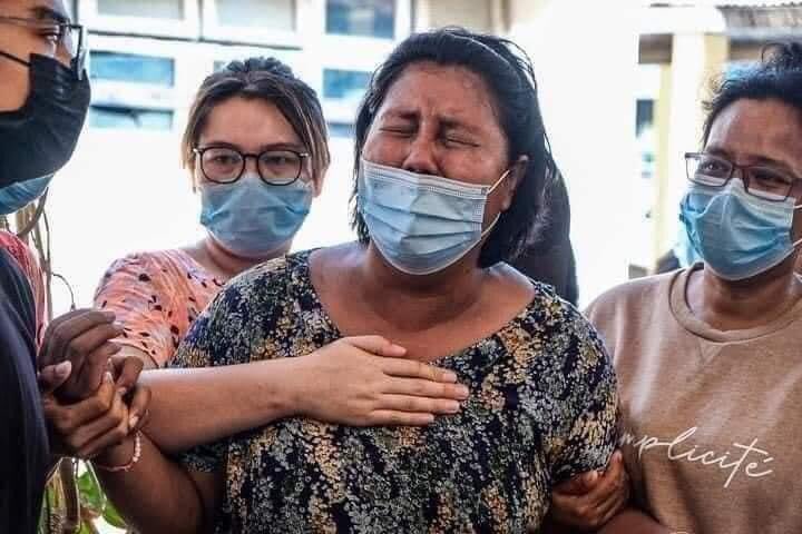 ThinMonKyaw's tweet photo. #May9Coup Mother’s Day in #Myanmar 😞  
@POTUS @SAdamsR2P @GCR2P @UN @UNSC_Reports @Menlu_RI @antonioguterres @SecBlinken 
#WhatsHappeningInMyanmar https://t.co/sWdJj0ky2n