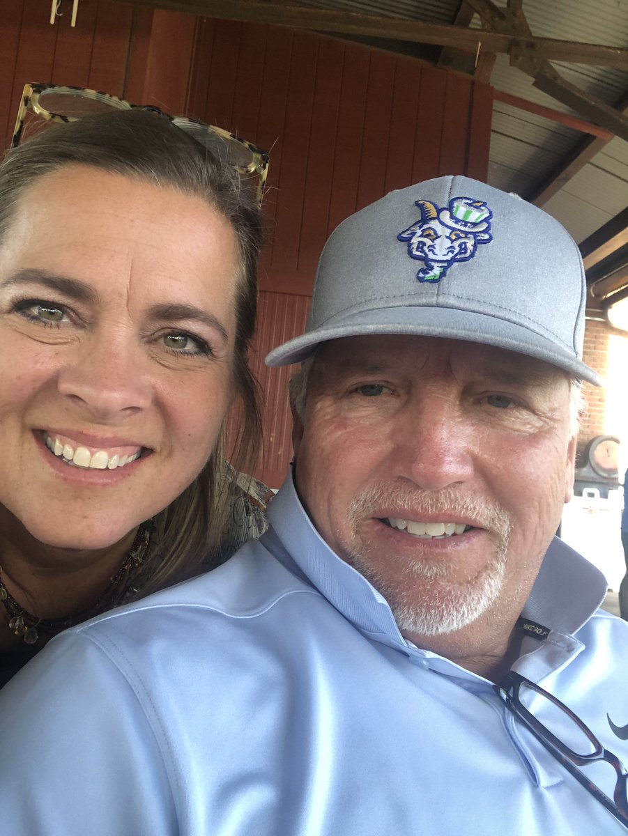 KIP HENLEY tweet media