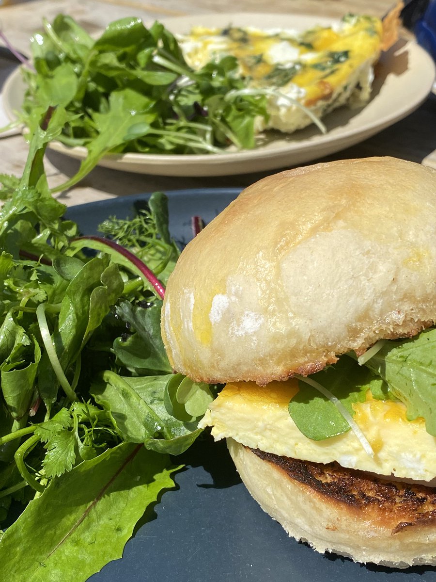 seymore's tweet photo. moms love brunch https://t.co/t9xzGOvDfg