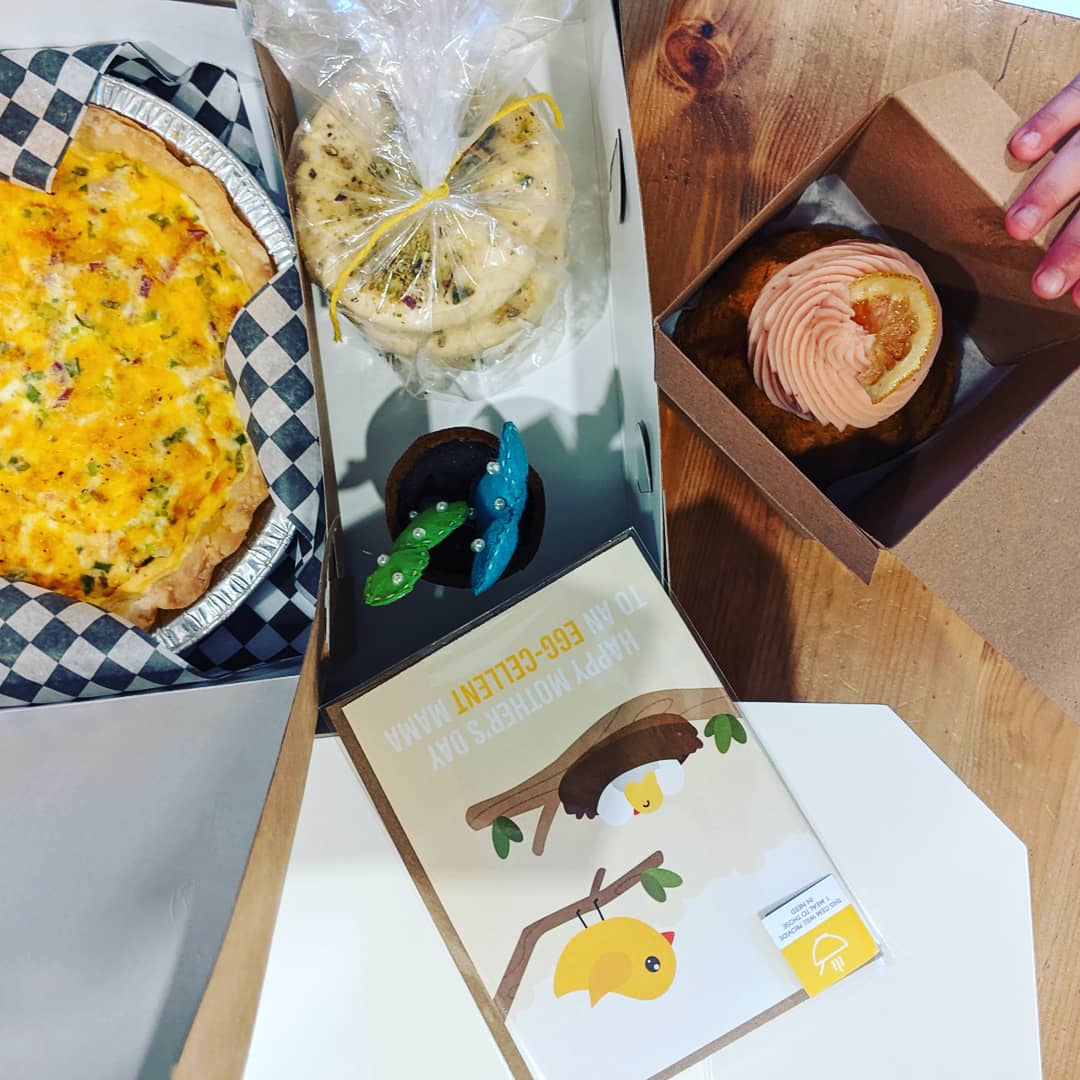 kerentangyeg's tweet image. #HappyMothersDay to all the women in my life - not only the moms, grandmoms, but the listeners, soulhealers, mentors, and coaches. Thank you @nookyeg for a beautiful mother's day bundle. The mother-daughter who started this #yegbiz has been spreading care since day 1. #localgood