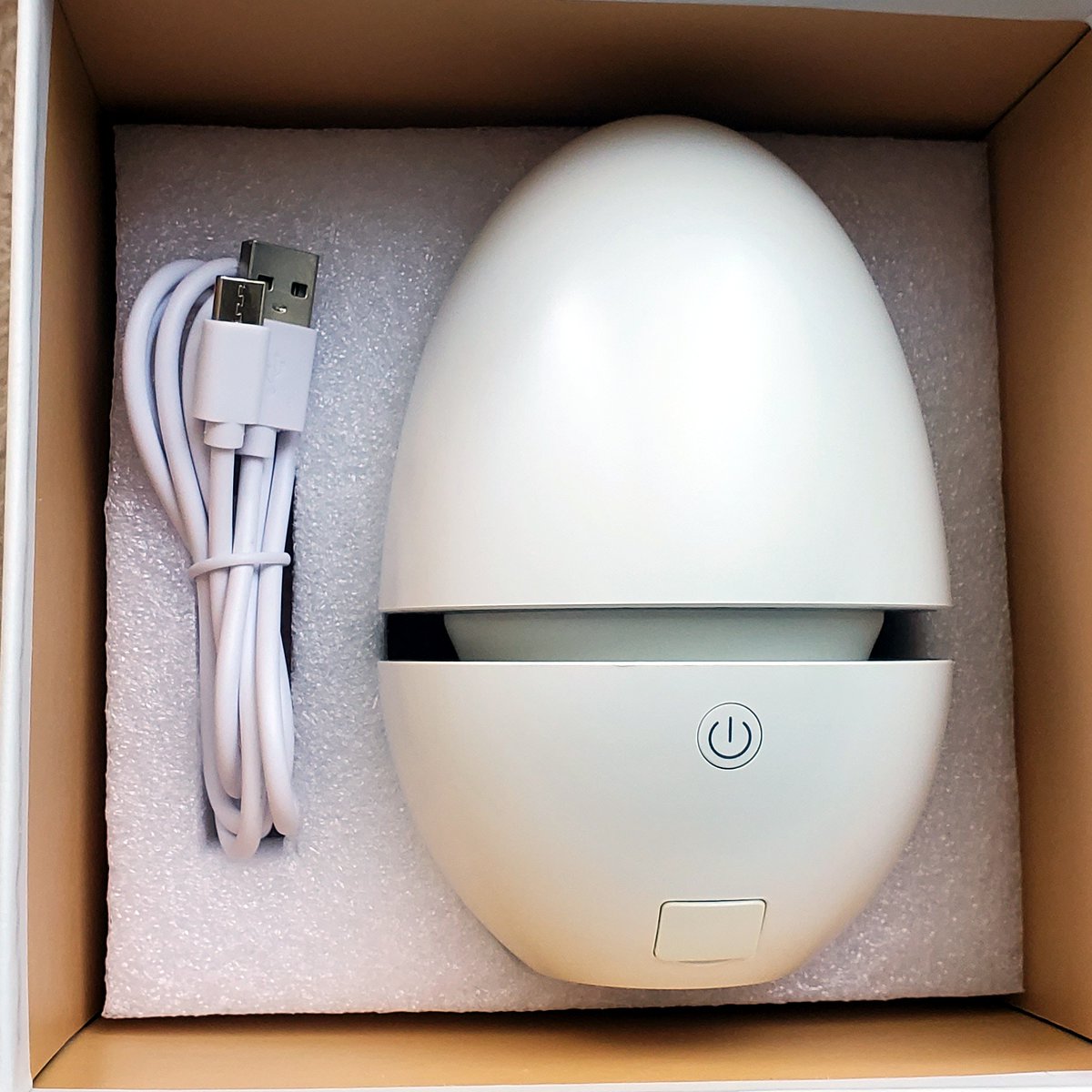 chachafance's tweet photo. This cute little refrigerator deodorizer &amp; purifier from #Rootsense is invaluable. It generates active oxygen &amp; electron ions thereby eliminating unpleasant smells and extending the freshness and ensuring the shelf life of fruits and vegetables! #spon 

https://t.co/i8bfcBrpjE https://t.co/joGIgZx8yQ