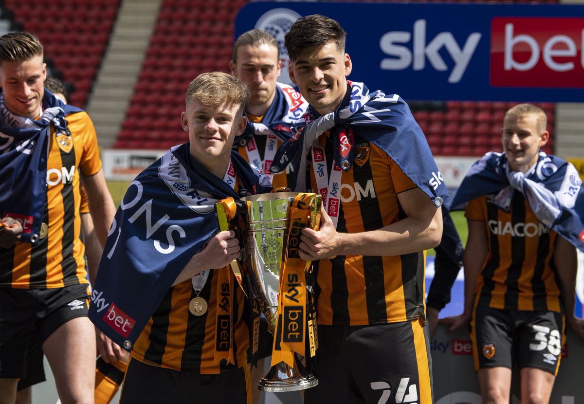 Hull City tweet media