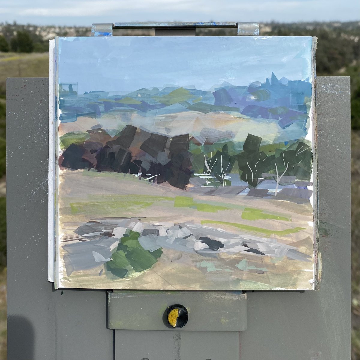 JosephASanabria's tweet image. Color notes from the other day #gouachelandscape #landscapesketch #colornotes #watercolor #socal