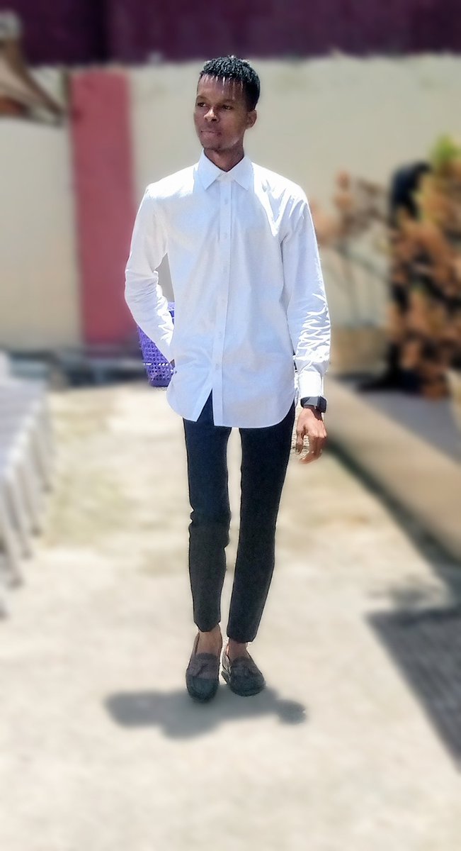 HopesonwHeight's tweet photo. To be a Fine baby
God's glory issa necessary
.
My life has been amazing.
I don't look 23 but I'm over 25
All I see is God in my Race
#GRACE
#May9 @Birthdaysng
#HappyBirthdayToMe
#Hopeson #wHeight https://t.co/ZiGNPk21Lx