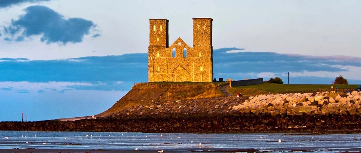 let me tell you a story to chill the bones. of one of the earliest fancy churches built in re-Christianised Britain post the landing of Augustine in 597 AD: Reculver. and it got knocked down in... 1809.