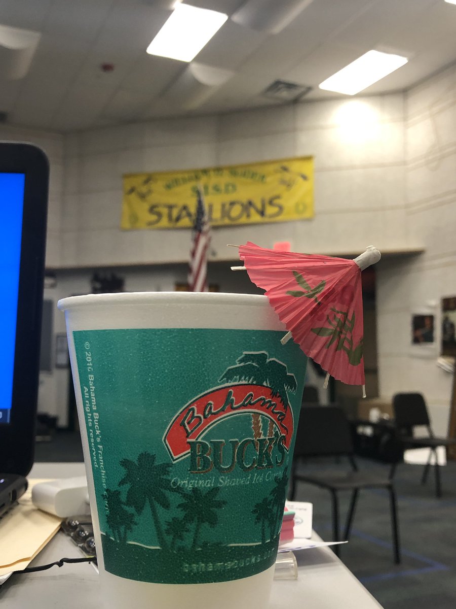 MAcosta_WDSBand's tweet photo. Teacher Appreciation Week Day 5: Hawaiian Day. Thanks to Admin for the Bahama Bucks. #GotOurEarsOn #StallionsLeadTheWay #SliderFamily #SliderElectivesRock https://t.co/cNLtIxO5AG