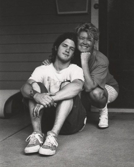 BlindMelonBand's tweet photo. Hope all the mom's are having a great Mother's Day today. Thanks for all you do. 💛 #BlindMelon #ShannonHoon #NelHoon https://t.co/iwnBPe6495