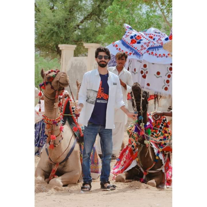 DrKamiie's tweet photo. ماڻھون سڀ نه سهڻا🙎🏻‍♂️٬پکي سڀ نه هنجھ
 
ڪنهن ڪنهن ماڻھون منجهه اچي بُو بهار جي
#JusticeforDrTariq 
@BBhuttoZardari 
@AseefaBZ 
@AyazLatifPalijo 
@SindhooNawaz 
@HamidMirPAK 
@shazbkhanzdaGEO https://t.co/Aw0KOefrUJ