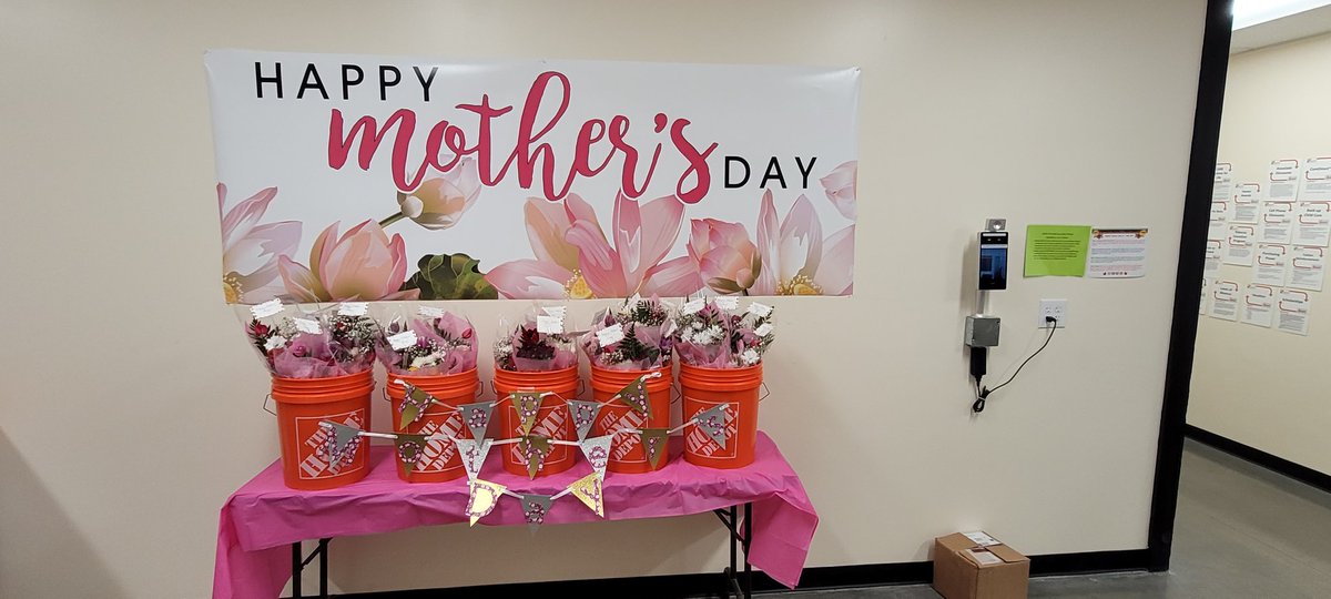 Celebrating Mother's Day at Home Depot #2782