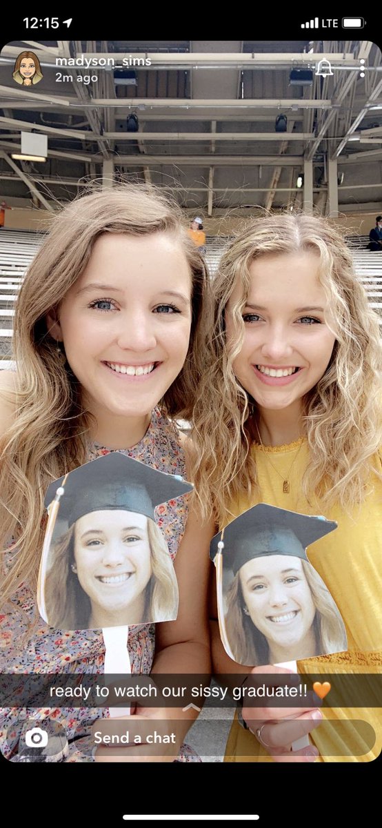 miki__sims's tweet photo. #UTGrad2021  SO PROUD OF OUR SIS 💞 let’s get you graduated @mosims22 https://t.co/DCucEZgcuJ