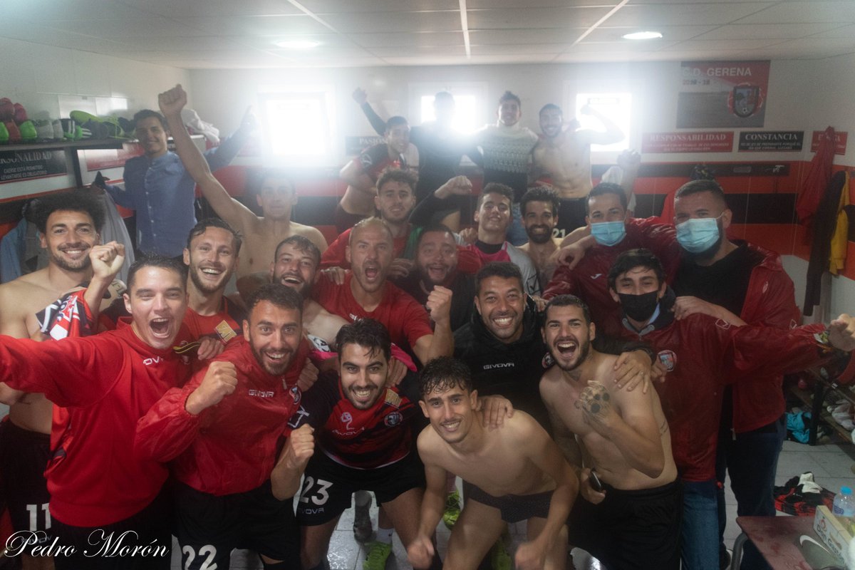 ❤️🖤𝔽𝔸𝕄𝕀𝕃𝕀𝔸 🖤❤️

¡Orgullosos de vosotros!