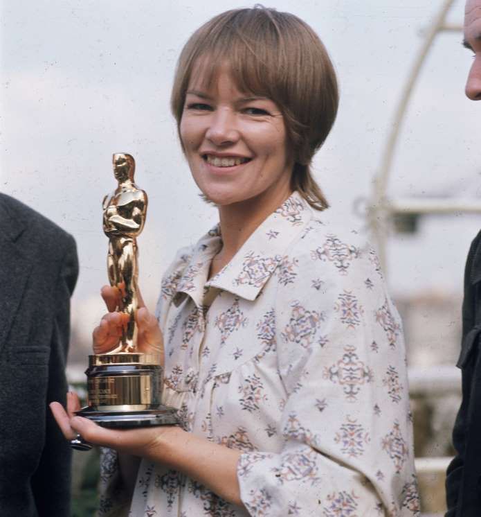 Happy birthday to Emmy, Tony and two-time Oscar winner Glenda Jackson! 