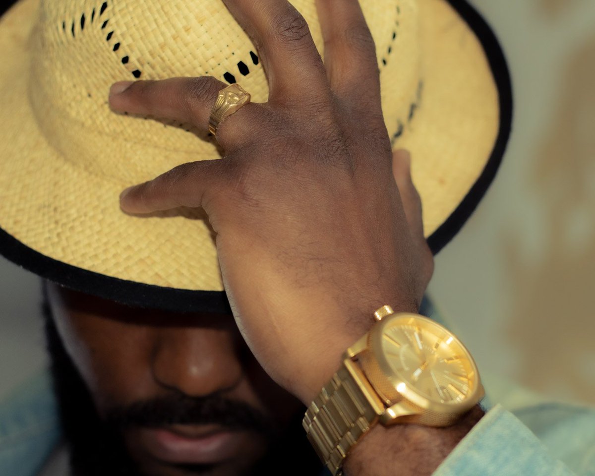 ComorianoMusics's tweet photo. Dès le Dim 16/05/2021, je vous partagerai des covers/reprises d'artistes que vous aimez ��️
Instagram : iamcomoriano
⏳⏳⏳ #artist #chant #Artiste #cover #reprise #bientot #prochainement https://t.co/T9deSj2u9D